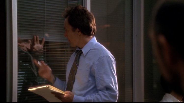 s05e01_350