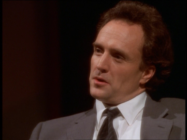s01e15_374
