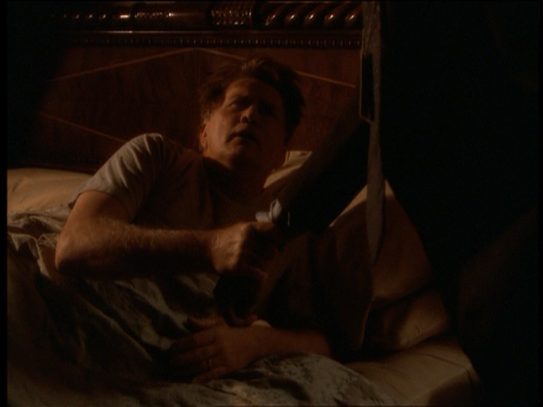 s01e15_400