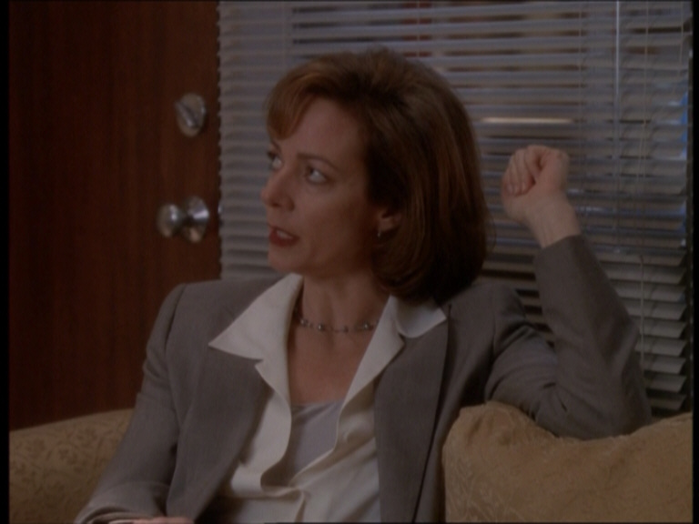 s01e19_210