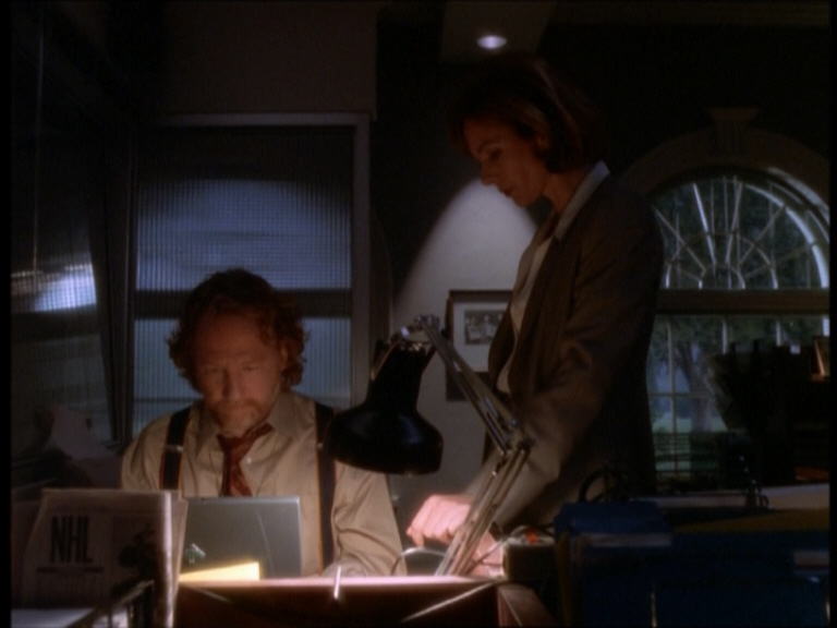 s01e19_300
