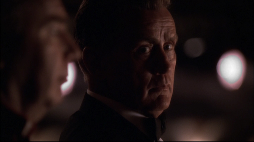 s03e22_515