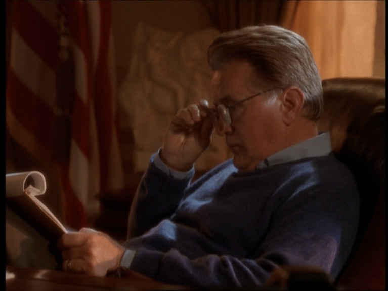 s01e14_447