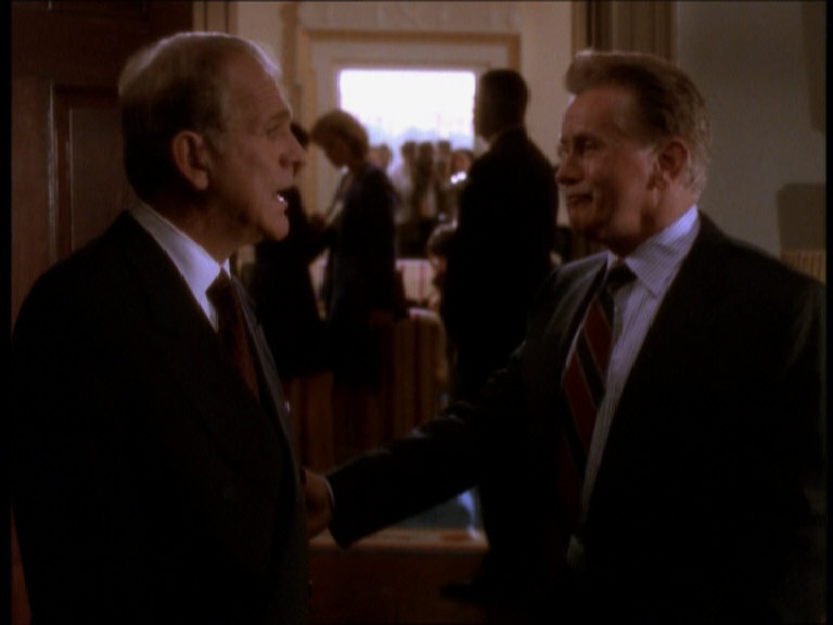 s01e07_100