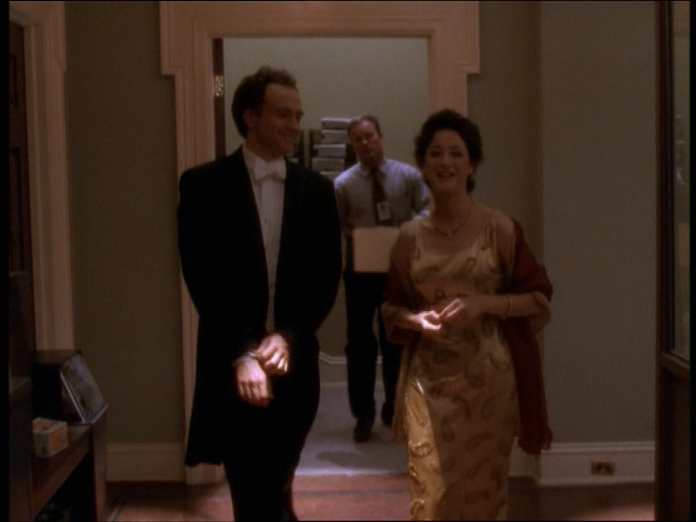 s01e07_203