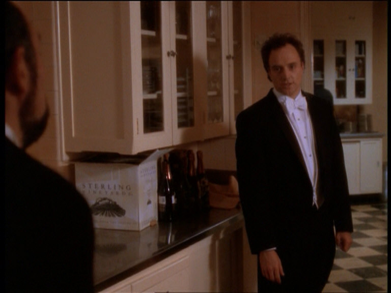 s01e07_334