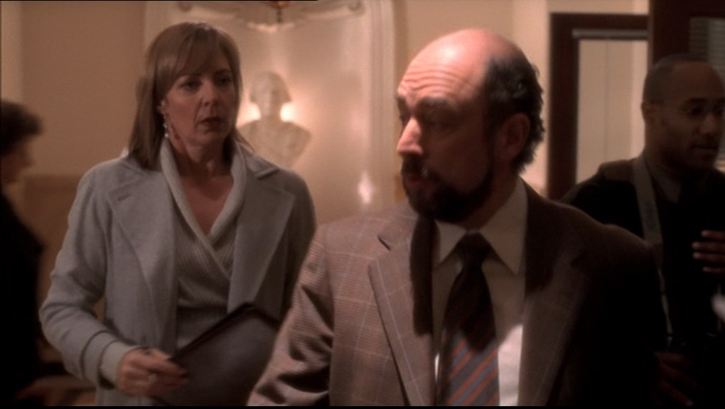 s05e13_054